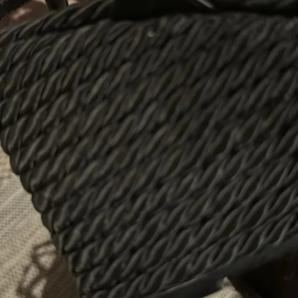 Valentino Garavani Rockstud NWOT ankle strap wedge sandal - Picture 15 of 16